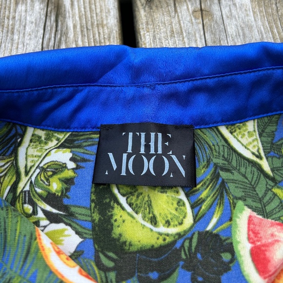 The Moon ⎮ Retro button down shirt - Picture 7 of 8